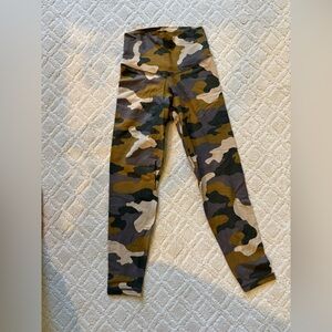 Aerie Women's Camouflage Leggings - Green, Brown, Tan